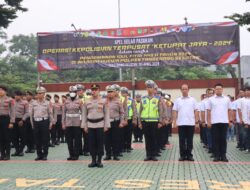 Kapolres Tangsel Pimpin Apel Gelar Pasukan Operasi Kepolisian Terpusat “Ketupat Jaya-2024