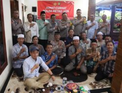 Jum’at Curhat Kapolres Tangsel di Kp. Kayu Gede Serpong Utara