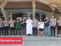 Kapolres Tangerang Selatan Pantau Langsung Kegiatan Ibadah Gereja