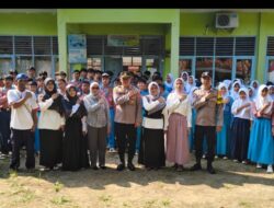 Bentuk Kepedulian Kepada Generasi Muda Kapolsek Talun Berikan Binluh Kepada SMPN 1 SATAP