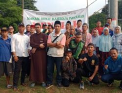 Warga Pasang Spanduk Tolak Pembangunan Tower Monopol di TPBU Makam Pamahan Serpong