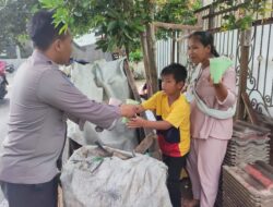 Kegiatan Sosial Polsek Serpong: Berbagi Kebahagiaan dengan Anak Yatim