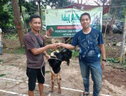Polres Tangerang Selatan Terima dan Salurkan Hewan Qurban Kepada Masyarakat