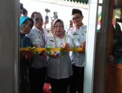 Dibuka Sekda Provinsi Banten, Gerai Lengkong Batu Putih Pangarangan, Camat Berikan Apresiasi Pada Pounder Gerai Lengkong Lista Hurustiati