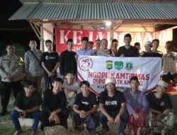 Jelang Pilkada Serentak Polsek Legok, Polres Tangerang Selatan melaksanakan Ngopi Bareng Warga di Satkamling