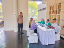 Bhabinkamtibmas Aiptu Helmy Budiman Hadiri Acara Donor Darah di Sport Club Cluster Vermont Parkland