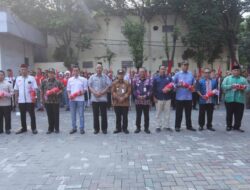 Bagikan 1000 Bendera Merah Putih, Pj Wali Kota Tangerang Ajak Masyarakat Berpartisipasi Menyemarakkan HUT Kemerdekaan RI ke – 79