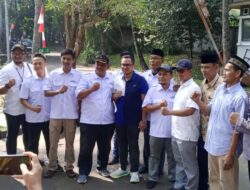 Bhabinkamtibmas Polsek Pondok Aren Pantau Kegiatan Donor Darah Sambut HUT RI ke-79