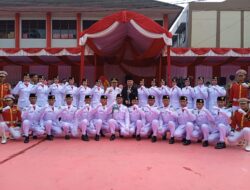 Upacara Pengibaran dan Penurunan Bendera Sang Merah Putih HUT RI ke 79 Tingkat Kecamatan Cipondoh