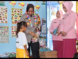 Kapolresta Cirebon Kunjungi TK Kemala Bhayangkari 28 Cabang Kota Cirebon