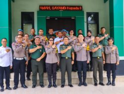 Peringati HUT TNI ke-79, Polres Tangsel Bagi-Bagi Tumpeng