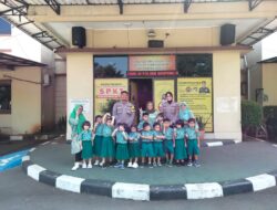 Polsek Serpong Berikan Edukasi kepada Anak-anak Melalui Kegiatan Police Go To School