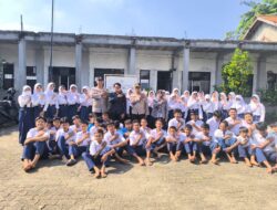 Police Go To School Sosialisasi CETAR di SMP Darul Jannah, Polsek Kelapa Dua Cegah Tawuran Pelajar