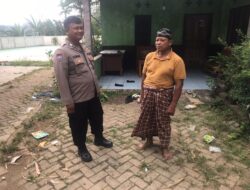 Bhabinkamtibmas Desa Ciangir Sampaikan Pesan Kamtibmas ke Warga Jelang Pilkada