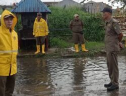Antisipasi dan Mitigasi Banjir, Kecamatan Periuk Terus Tingkatkan Pemantauan dan Terjunkan Petugas Secara Berkala