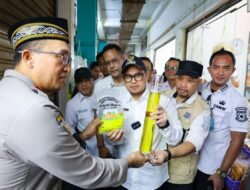 Kapolsek Ciputat Timur Dampingi Pemkot Tangsel Sidak Pasar Bintaro, Kawal Stabilitas Harga dan Keamanan Pangan Jelang Idulfitri