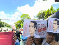 Aksi Masa Poros Pemuda Desak KPU: Ungkap Keabsahan Ijazah Jokowi Ke publik.