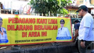 Pilar Tertibkan dan Tindak Tegas PKL di Bawah Flyover dan Trotoar Pasar Ciputat