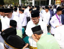 Ribuan Santri Ramaikan Pemkot Tangsel, Pilar: Mereka Aset dan Pondasi untuk Membangun Bangsa