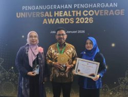 Pemkot Tangerang Kembali Sabet UHC Award, Cakupan UHC Tembus 100,71 Persen