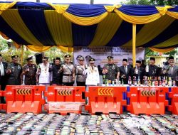 Konsistensi Penegakan Perda, Pemkot Tangerang Musnahkan 1.128 Botol Miras