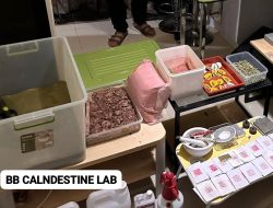 POLDA METRO JAYA BERHASIL MENGUNGKAP CLANDESTINE LAB NARKOTIKA JENIS EKSTASI DAN HAPPY WATER