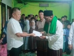 Perkuat Budaya Berbagi, Komunitas Tangsel Club Santuni Puluhan Santri di Pesantren Riyadhul Ihsan