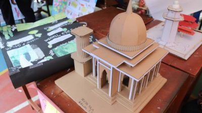 Pameran Instalasi Seni Spesial Hari Kartini di SMPN 30 Kota Tangerang