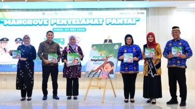 Bupati Tangerang Luncurkan Buku Cerita Anak Berjudul “Mangrove Penyelamat Pantai”