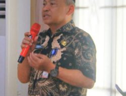 ‎Lurah Cikokol Solihin Perkuat Kebersihan Lingkungan dan Ketahanan Pangan Warga