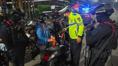 ANTISIPASI KEJAHATAN JALANAN POLSEK CILEDUG BIRUKAN PATROLI JAGA JAKARTA DALAM RAZIA STASIONER KEWILAYAHAN